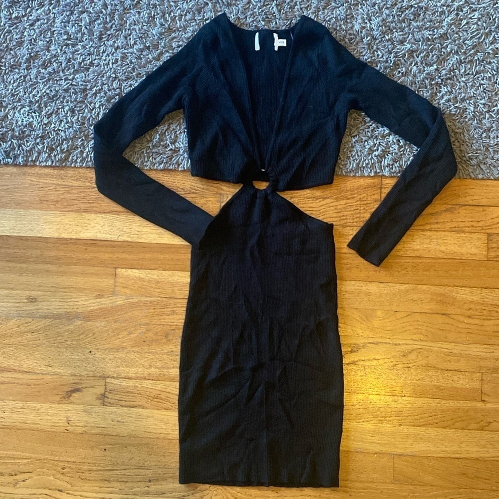 NWOT Princess Polly Black Ribbed Front Twist Cut Off Long Sleeve Dress Size XS/S